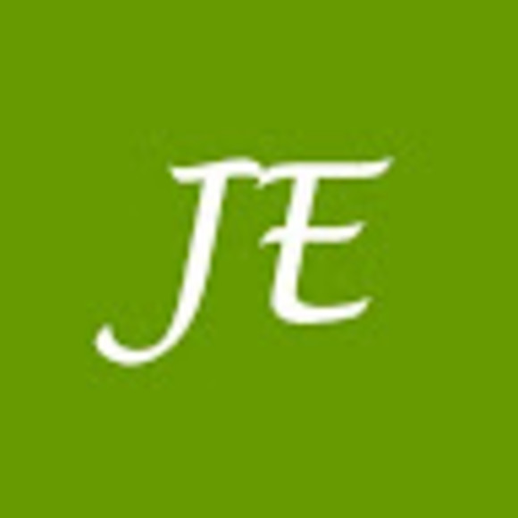 Meet your Posher, Jennifer - Picture 1 of 1